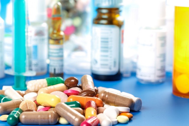 Отечественные производители смогут получить субсидии на производство лекарств и медизделий