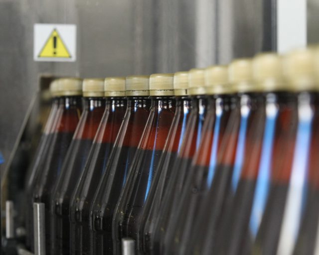 С 2017 года хотят установить запрет на продажу алкоголя в полимерной таре объемом более 1,5 л