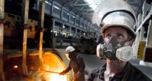 Страховать будут от утраты зарплаты из-за досрочного ухода с работы, где выявлены вредные условия труда Страховать будут от утраты зарплаты из-за досрочного ухода с работы, где выявлены вредные условия труда