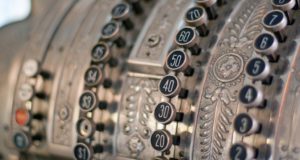 Налоговая не уведомит пользователей о снятии ККТ с регистрационного учета Налоговая не уведомит пользователей о снятии ККТ с регистрационного учета