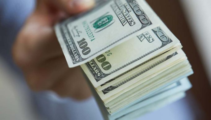 С 14 мая будет усилен контроль за валютными операциями С 14 мая будет усилен контроль за валютными операциями