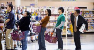 Минфин обязал удерживать НДФЛ с покупателей Минфин обязал удерживать НДФЛ с покупателей