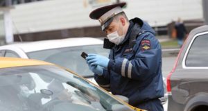 Собянин запретил ездить по Москве с оформленными в Подмосковье пропусками Собянин запретил ездить по Москве с оформленными в Подмосковье пропусками