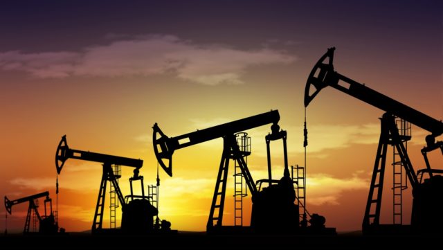 СМИ узнали о планах властей изменить налог для нефтяных компаний
